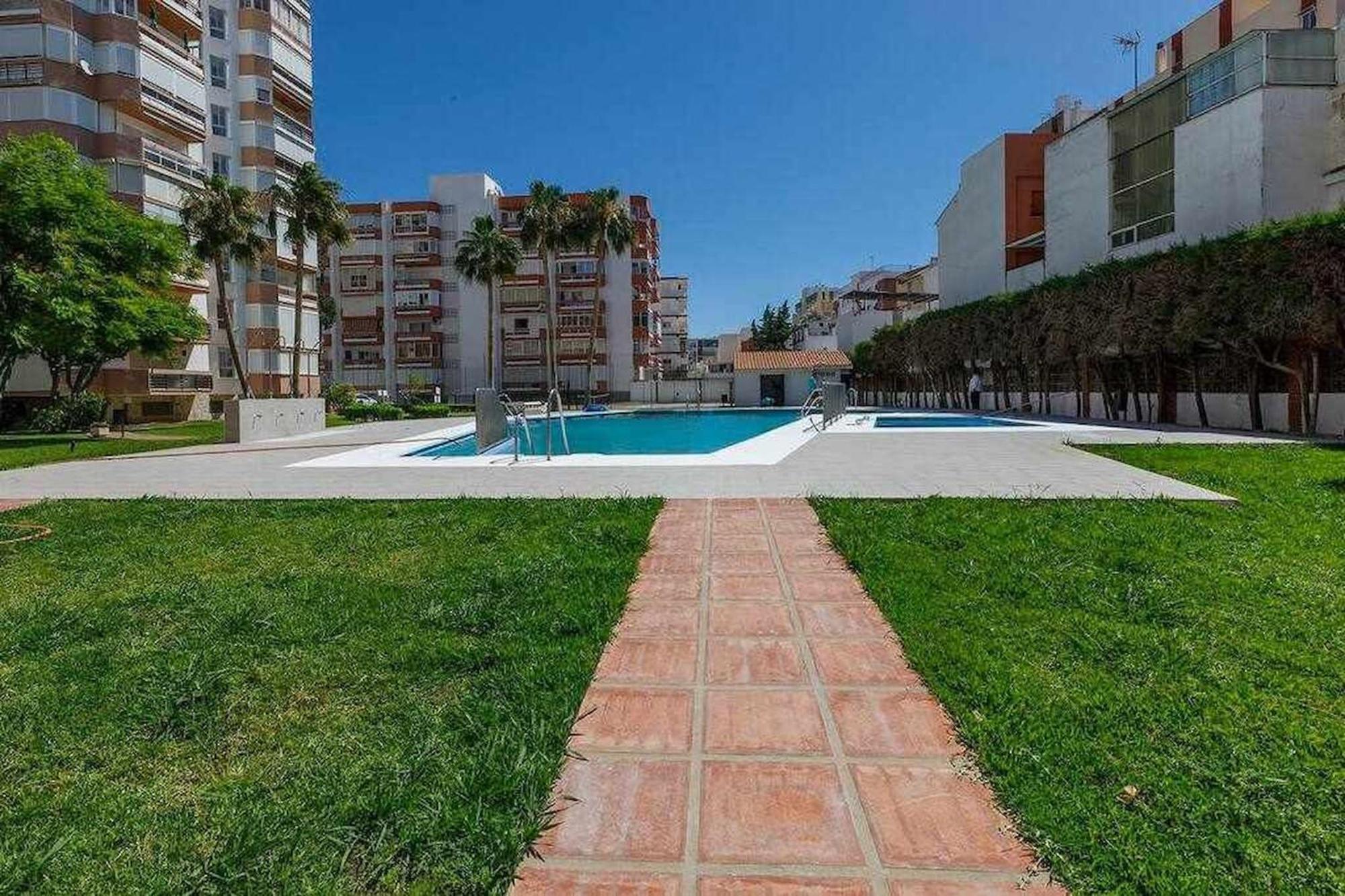 A&N Gabarra 2 Apartment Torre Del Mar Bagian luar foto